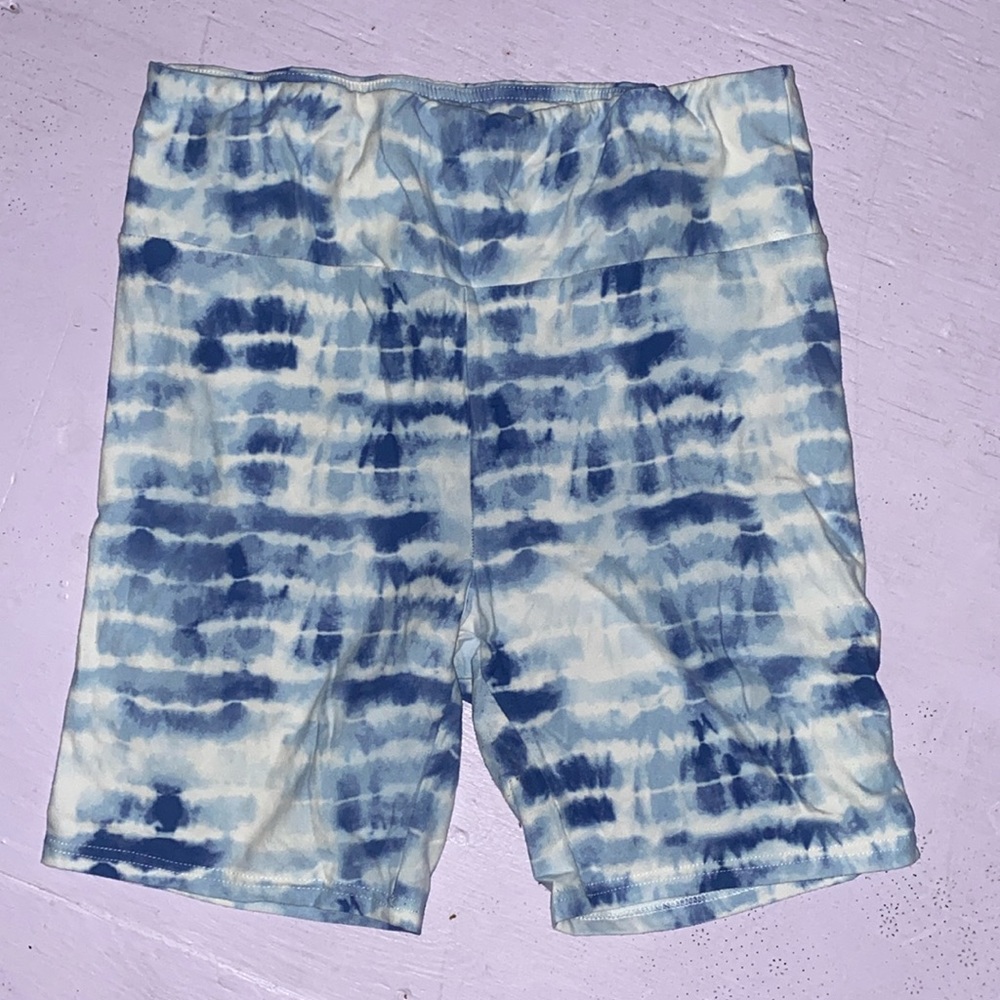 Light blue and white Spandex, haven’t worn in 2+ years